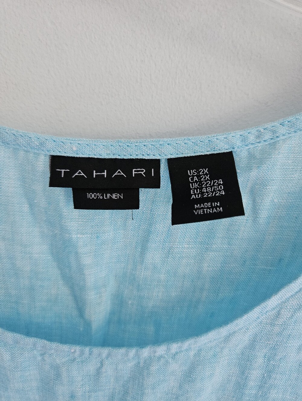 Tahari Linen Plus Size Aqua Blouse - Picture 2 of 4
